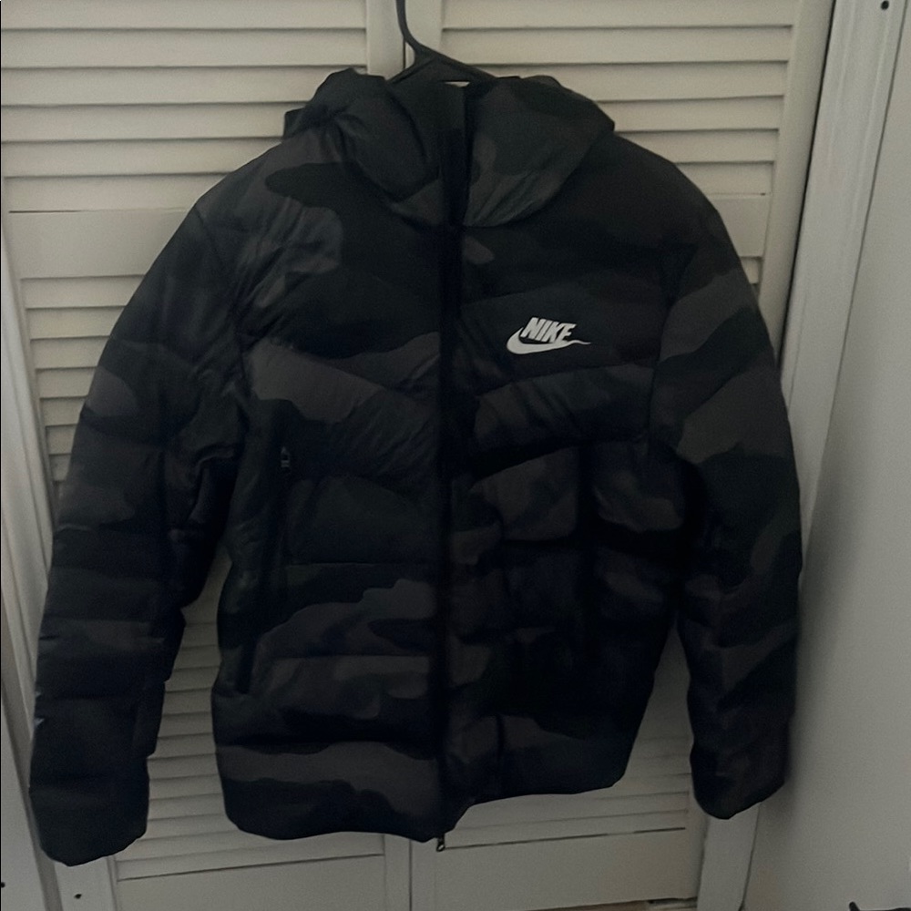 Nike Black and Gray Puffer Jacket with Hood